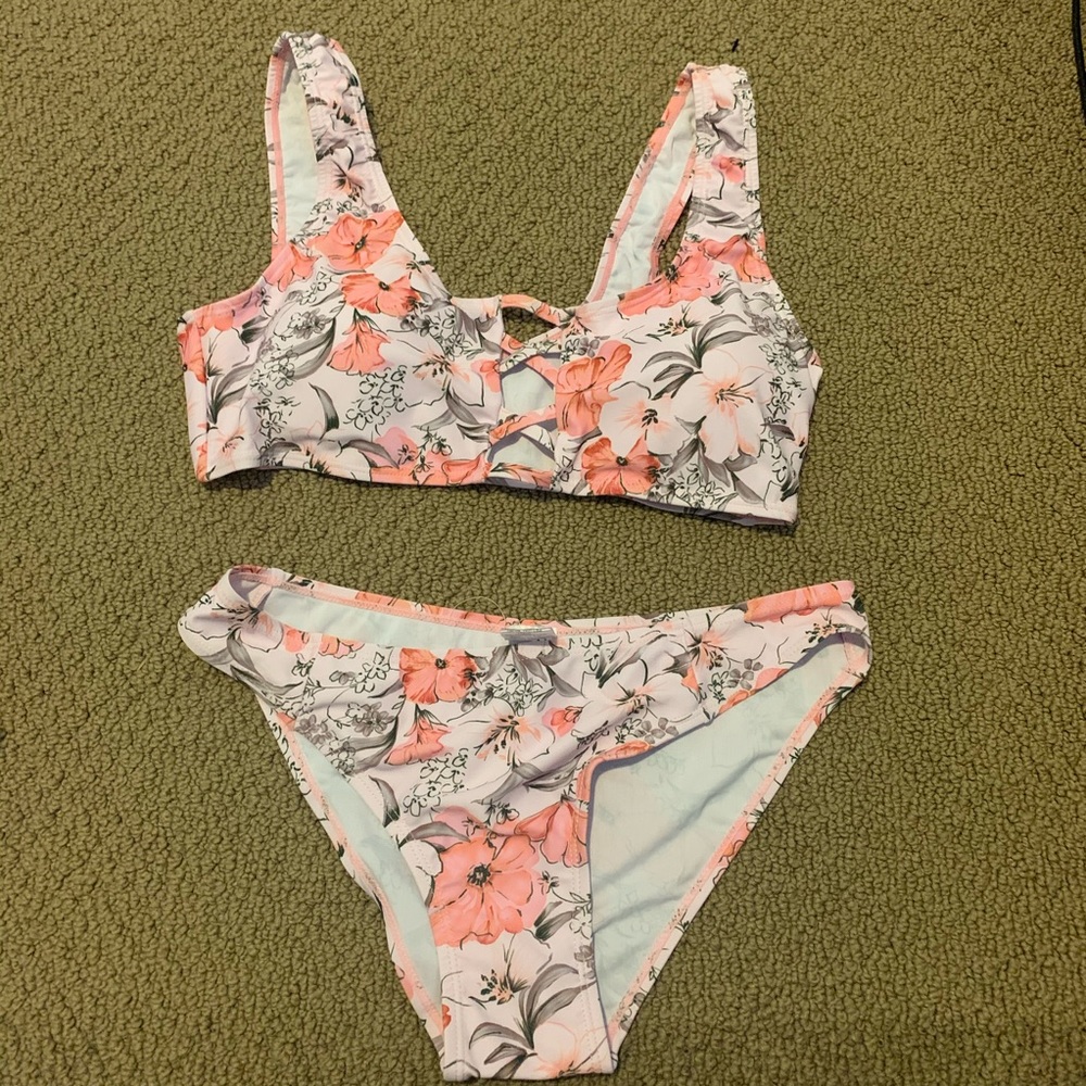 ROMWE floral bikini